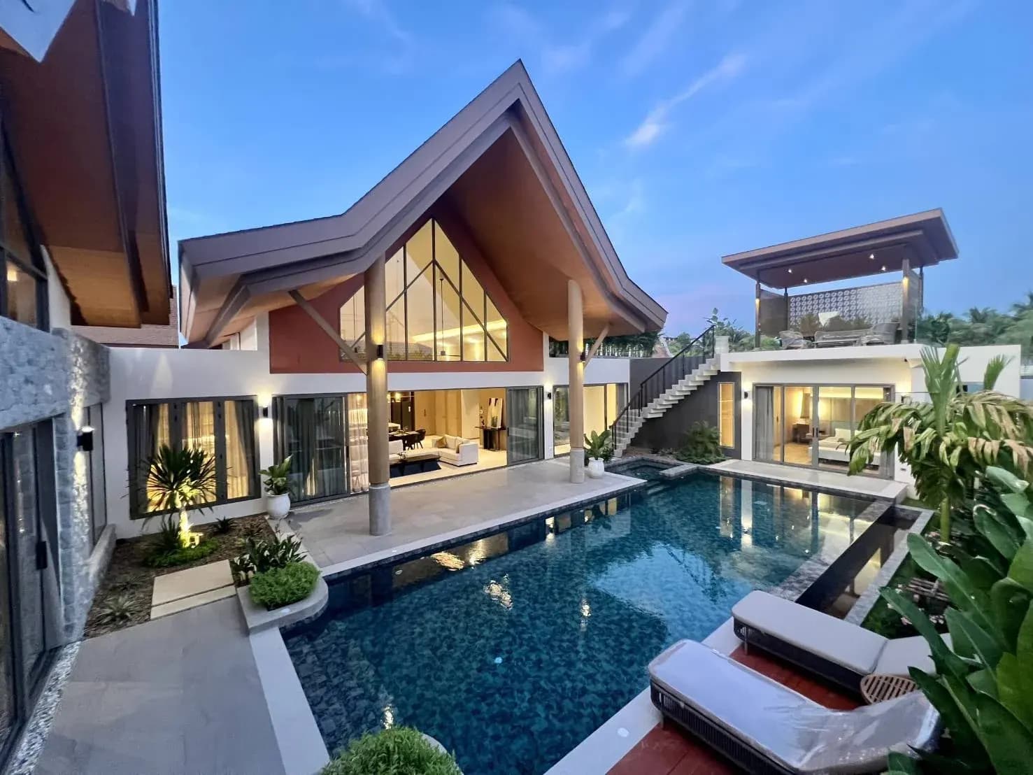 Erawana Grand — 3