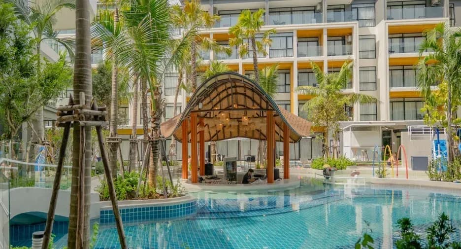 Sea Heaven Naithon/Beachfront — 3